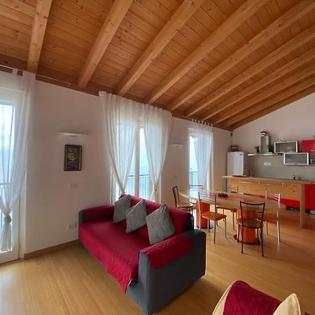 Luxury Penthouse With Big Terrace Apartment Argegno Bagian luar foto