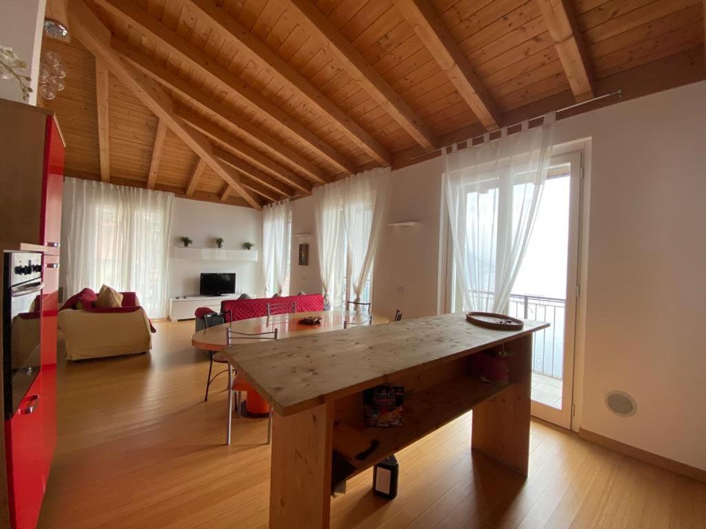 Luxury Penthouse With Big Terrace Apartment Argegno Bagian luar foto
