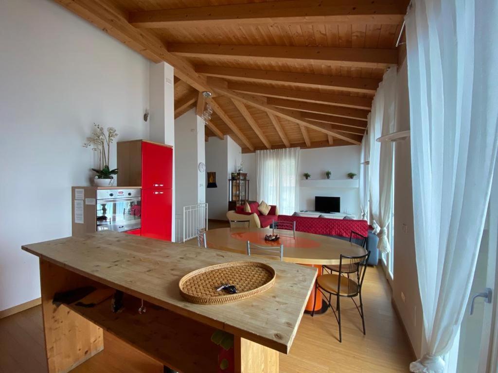 Luxury Penthouse With Big Terrace Apartment Argegno Bagian luar foto