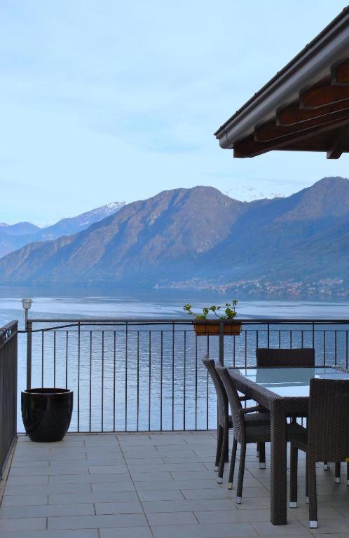 Luxury Penthouse With Big Terrace Apartment Argegno Bagian luar foto