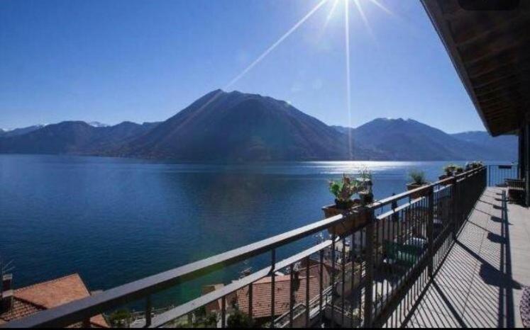 Luxury Penthouse With Big Terrace Apartment Argegno Bagian luar foto
